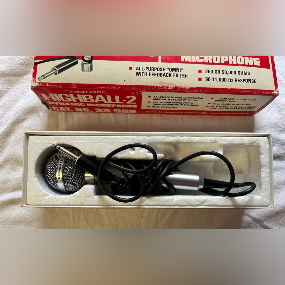 Realistic Highball 2 Dynamic Microphone - Picture 4 of 9